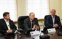 Дмитрий Грамотин, Виктор Рейн и Дмитрий Рыбьяков. Фото Виктории ЮЩЕНКО