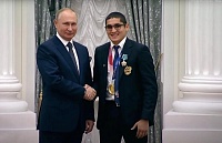 Президент России наградил олимпийцев