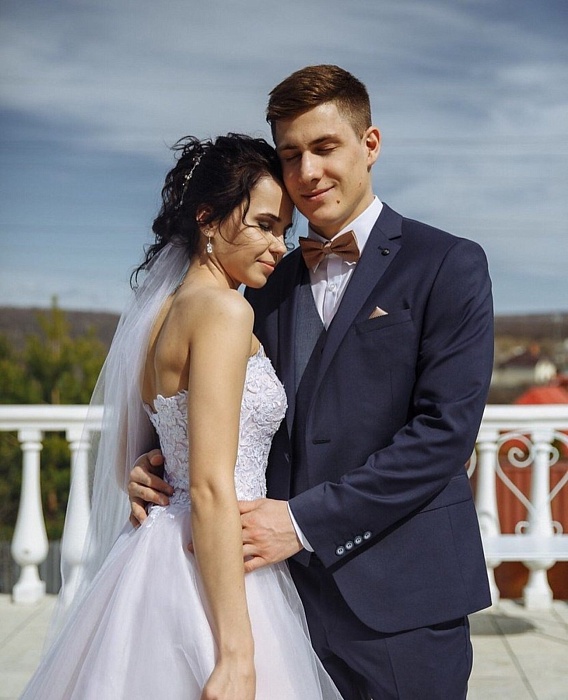 «Ах, эта свадьба-свадьба!»: как выходили замуж и женились российские биатлонисты