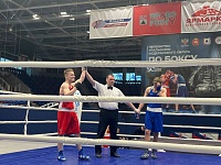 Победитель первенства Урала по боксу Антон Сватов: «В первом раунде удачно ударил и бой завершился»