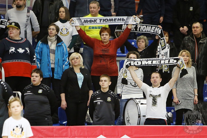 Тетя Ира навсегда в наших сердцах. Последнее большое интервью главной болельщицы мини-футбольного клуба «Тюмень»