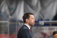 Главный тренер хоккейного клуба «Рубин» Денис Ячменёв: «Пропустили шайбу, и пришлось раскрываться»