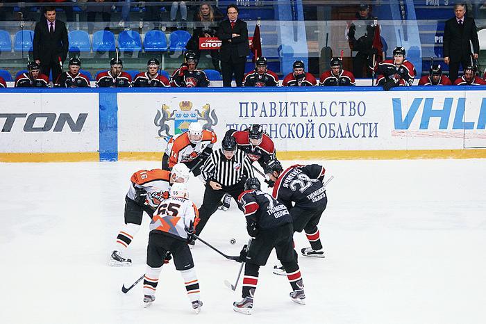 Чемпионат ВХЛ. "Рубин" - "Спутник" (Нижний тагил) - 3:2 (Б). 29 октября 2013 года