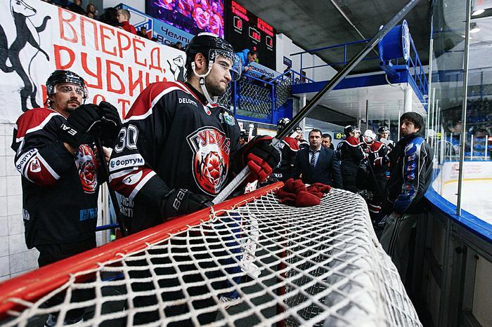 Чемпионат ВХЛ. "Рубин" - "Спутник" (Нижний тагил) - 3:2 (Б). 29 октября 2013 года