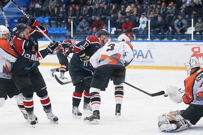 Чемпионат ВХЛ. "Рубин" - "Спутник" (Нижний тагил) - 3:2 (Б). 29 октября 2013 года