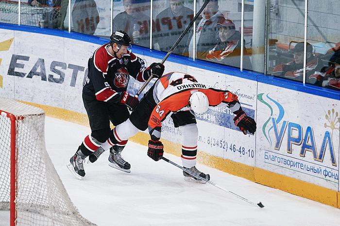 Чемпионат ВХЛ. "Рубин" - "Спутник" (Нижний тагил) - 3:2 (Б). 29 октября 2013 года