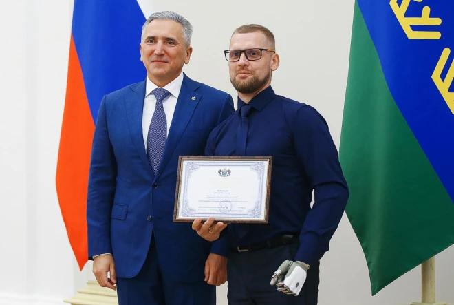 Денис Черкасов — чемпион Азии по спортивному метанию ножа, Руслан Юсупов — второй