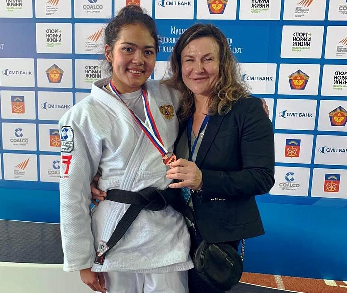 В Мурманске замкнула тройку призеров