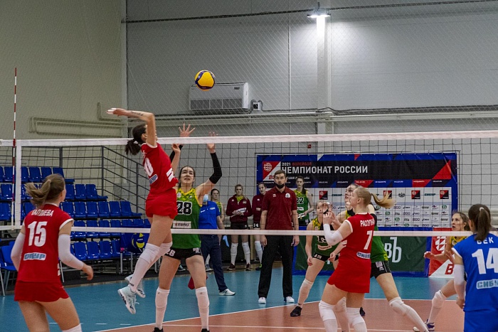 Велисевич подавала и блокировала лучше всех