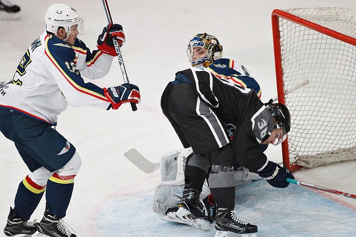 Фото Владимира ОГНЁВА