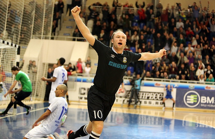 Денис Абышев