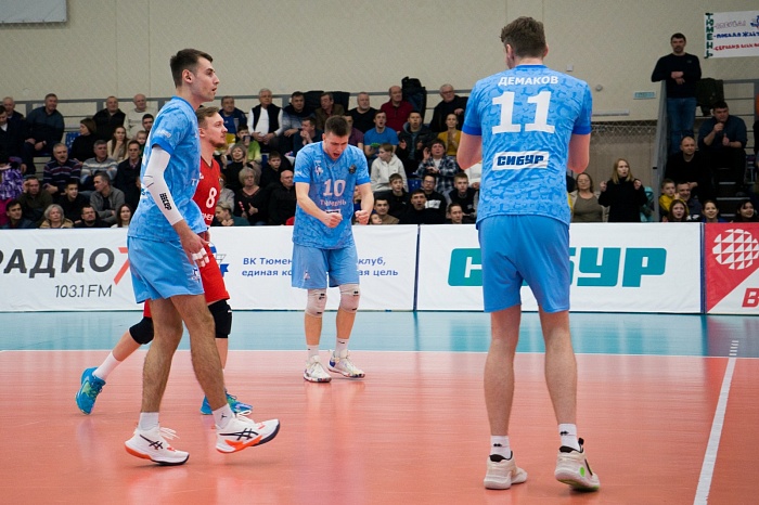 Ещё один шаг к суперфиналу — волейболисты «Тюмени» обыграли казанцев