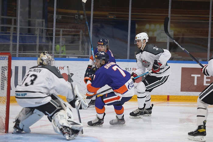 «Рубин» уступил армейцам в овертайме