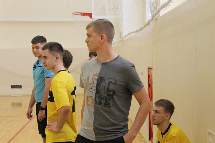 Бывший игрок футзального клуба «Тюмень» Александр Марфенко: «Евгений Осинцев предложил работать в ТюмГУ»