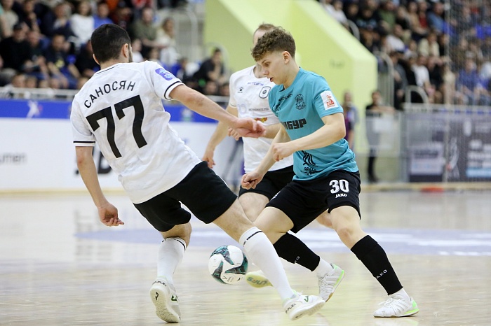 Игрок футзального клуба «Тюмень» Александр Дерябин: «При ничейном счёте пропустили и стали раскрываться»