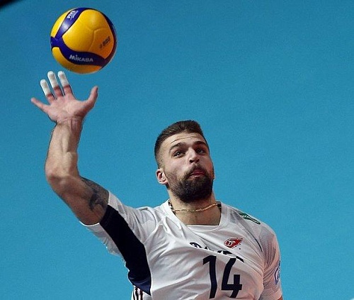 В Новом Уренгое коварно подавать умеют многие