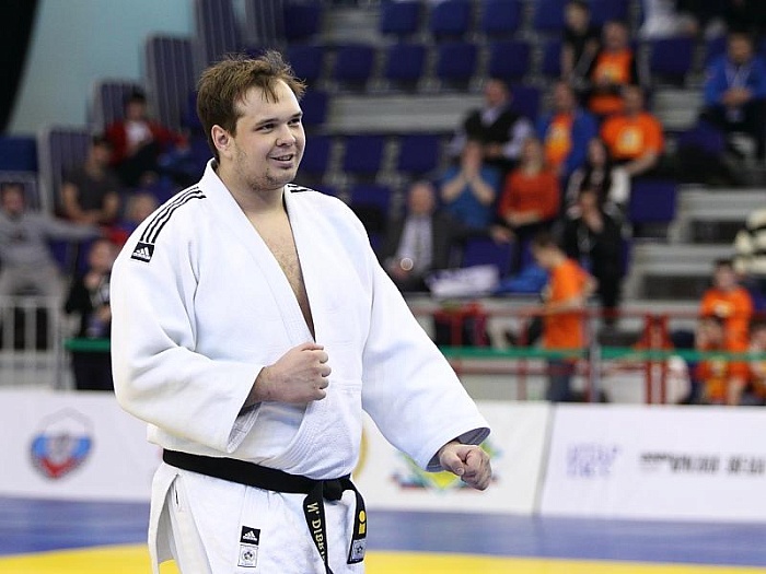 На минском татами дошел до полуфинала