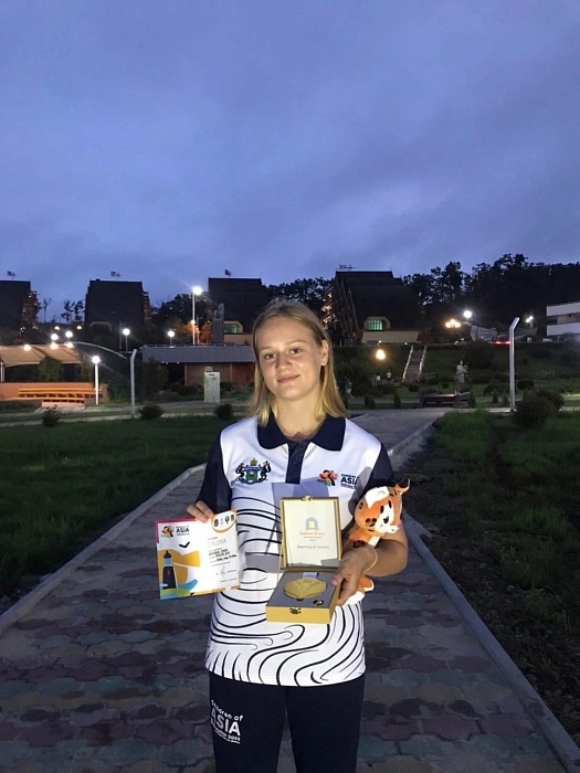 Тюменская легкоатлетка Софья Питерова завоевала золото на международных Играх «Дети Азии»