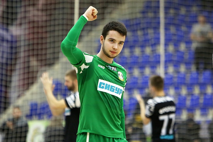 Вратарь мини-футбольного клуба «Тюмень» Денис Субботин: «Мы предлагали свой характер, «Ухта» - супертехнику, но победа осталась за нами!»