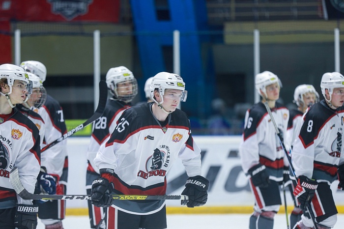 «Тюменский Легион» развалился в третьем периоде