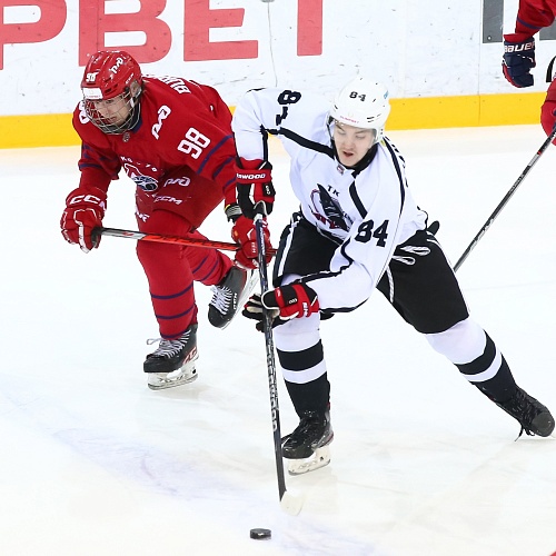 Хоккейная команда «Тюменский Легион» билась, но уступила в Ярославле