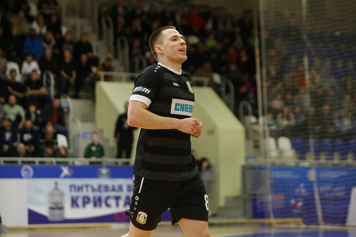 Мини-футбольный клуб «Тюмень» в Новосибирске одержал самую крупную победу под руководством Максима Горбунова