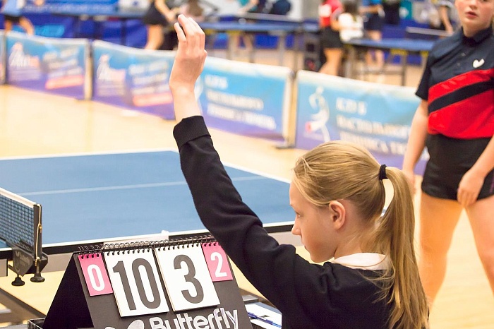 С маленькой ракеткой дошли до финала Школьной лиги