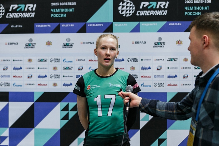 Дочь главного тренера ФК «Тюмень» Игоря Меньщикова — Ксения — дебютировала в составе краснодарского «Динамо»