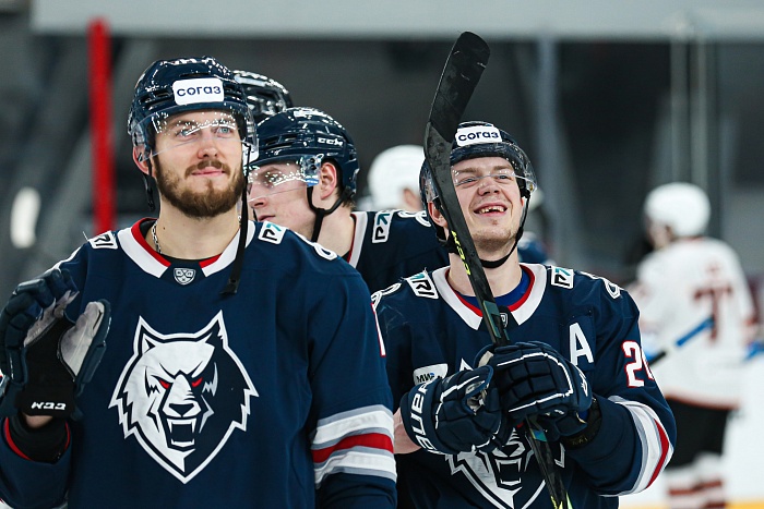 Воспитанник тюменского хоккея Егор Попов: «Взаимопонимание с Денисом Давыдовым отлажено даже на ватрушках»