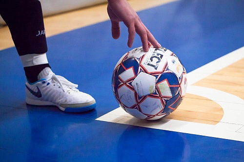 «Тобол» проиграл тюменцам, но лидером остался…