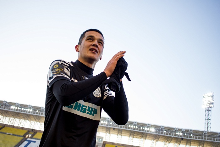 Защитник футбольного клуба «Тюмень» Руслан Байтуков: «Раньше был фанатом Конора Макгрегора»