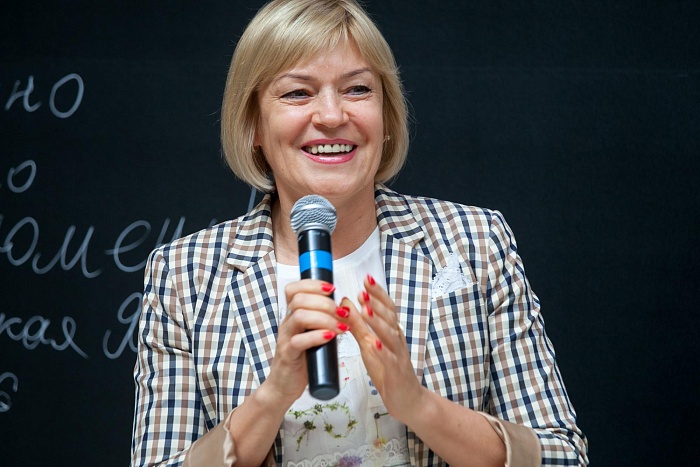 Луиза Носкова: «Задача – не переманить звездочку, а воспитать её!»