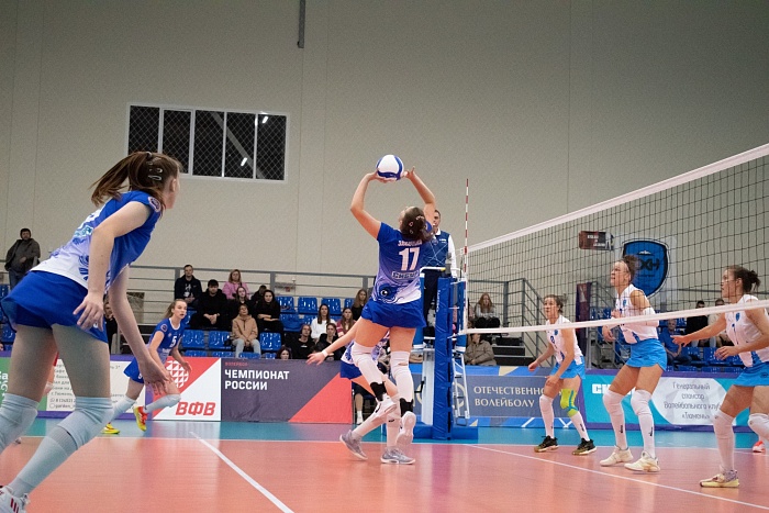 Первая серия четырёхматчевого противостояния осталась за лидером - «Омичка» выигрывает в Тюмени