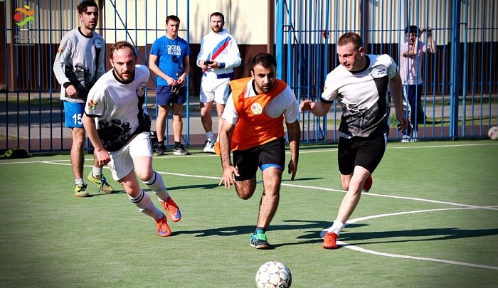 Лидер уступил в голевой «перестрелке»…