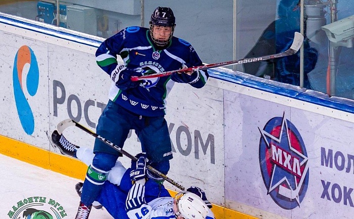 Обменяли Зоркина-младшего на вратаря и защитника