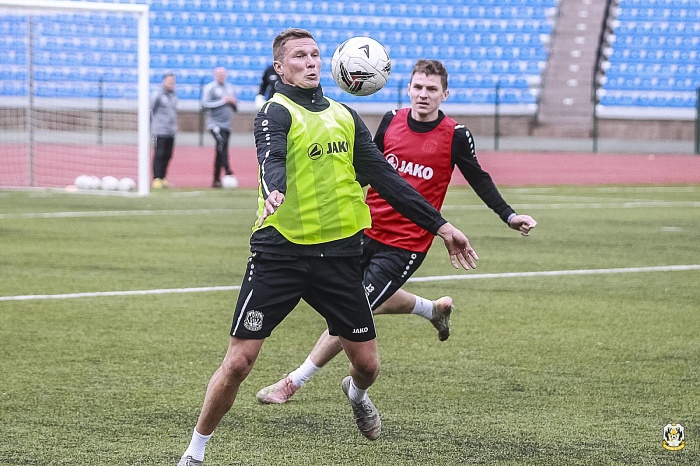 Форвард ФК «Тюмень» Антон Кобялко: «Все вместе постараемся заменить Данила Карпова»