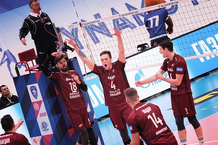 Новоуренгойцы проведут домашний матч в Москве