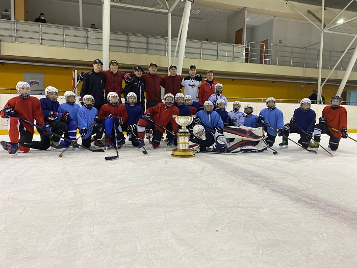 Защитник ХК «Рубин» Александр Федотов: «Главное — подарить детям положительные эмоции, чтобы они порадовались»