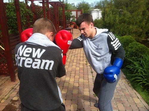 Боксёры из Ембаево и Каскары выступят в Анапе