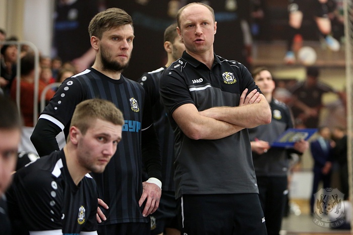 Голы Дениса Абышева и Сергея Чухрия помогли одолеть дублёров МФК «Тюмень»