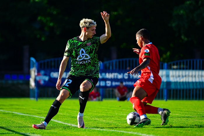 Нижнекамский «Нефтехимик», с которым в первом туре сыграет ФК «Тюмень», одержал три победы в Минске
