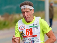 Виктор Федотов пробежал 71-й марафон