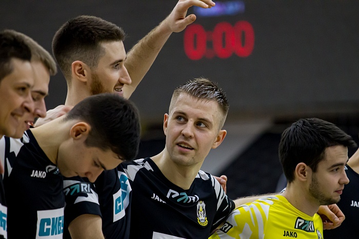 PARI-Кубок Лиги по футзалу. Матч за 5-е место. МФК «Тюмень» - ЛКС (Липецк) — 5:5 (пен. 2:1)