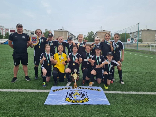 Юные тюменки выиграли футбольный турнир «Локобол-РЖД» в Кургане