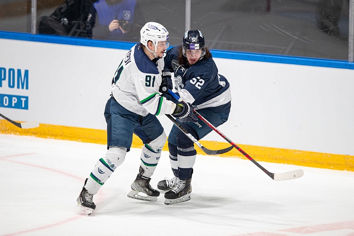 ХК «Югра» одержал первую победу в полуфинале «Кубка Петрова»