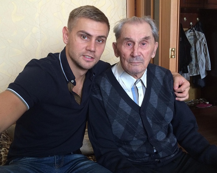 Сергей Логинов: «Эшелон с раненым дедом расстреливали самолёты, а он не мог шевелиться»