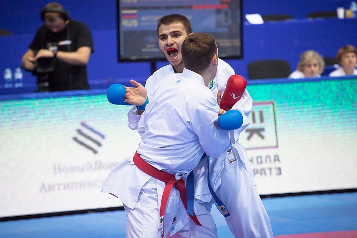 Сражались за путевки в Мадрид