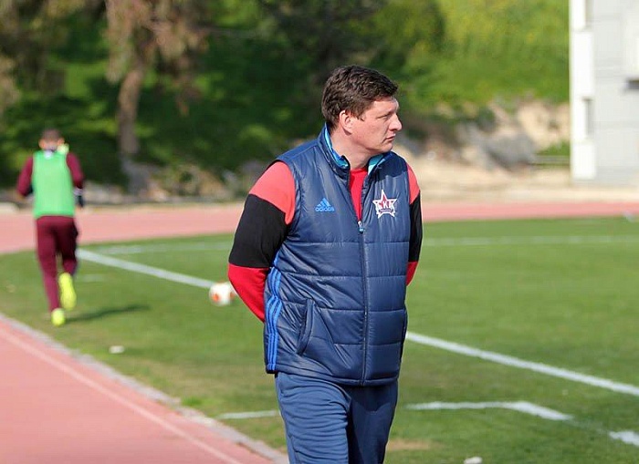 Конкурент ФК «Тюмень» снова расстался с тренером