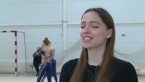 Сёстры-гимнастки Полина и Кристина Балабановы