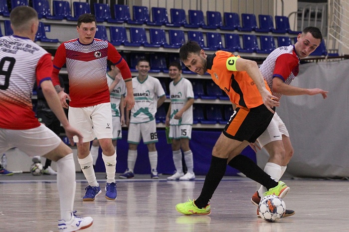 «Авангард» уступил соперникам из «Шлюмберже» в чемпионате Тюмени по футзалу